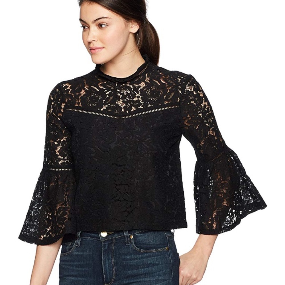 BNWT Jack by BB Dakota Miley floral lace top.